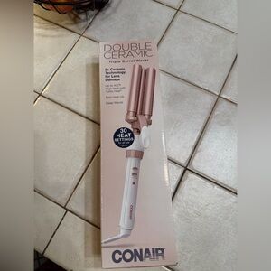 Conair Double Ceramic 3 Barrel Curling Iron, Hair Waver, Create Beachy Waves NIB